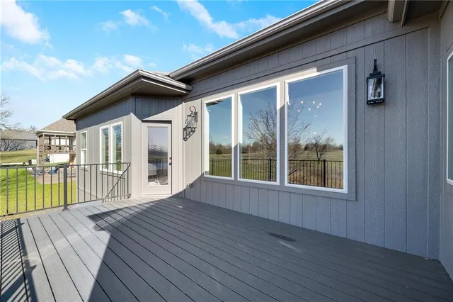 $532,900 | 1512 Country Club Drive, Pleasant Hill, MO 64080