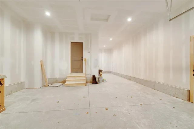 $532,900 | 1512 Country Club Drive, Pleasant Hill, MO 64080