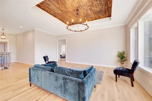 $532,900 | 1512 Country Club Drive, Pleasant Hill, MO 64080