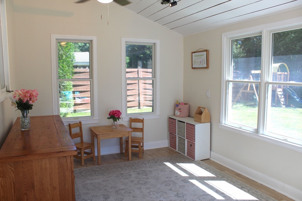 18 Peter Road Plymouth, MA 02360 - Photo 7 of 28 Gallery Image 7