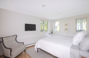 72 Ledge Road Jamestown, RI 02835 - Photo 11 of 29