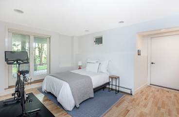 72 Ledge Road Jamestown, RI 02835 - Photo 12 of 29