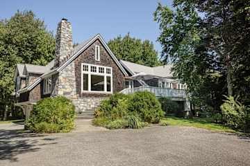 72 Ledge Road Jamestown, RI 02835 - Photo 27 of 29