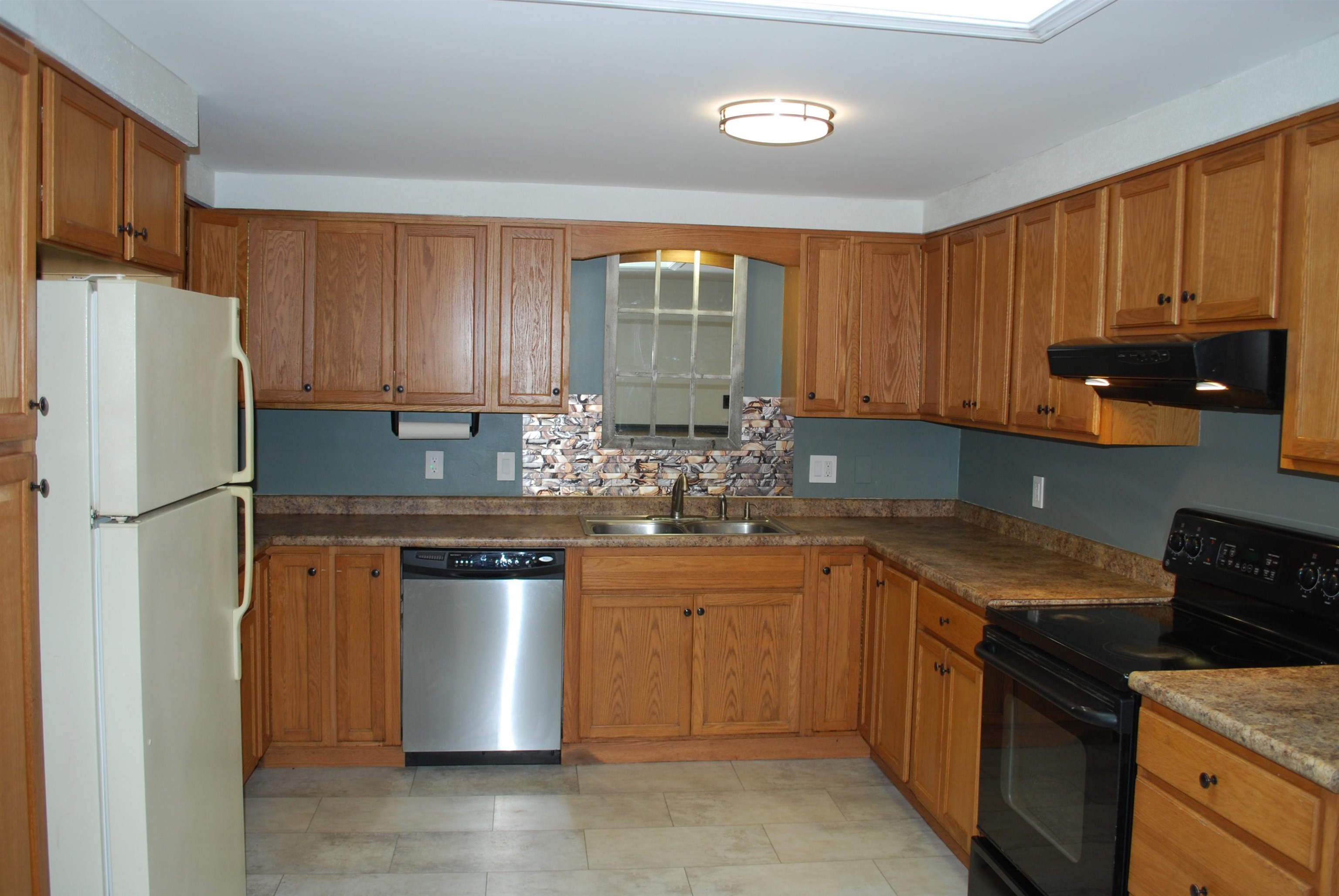 51 Joppa Road Merrimack, NH 03054 - Photo 6 of 60