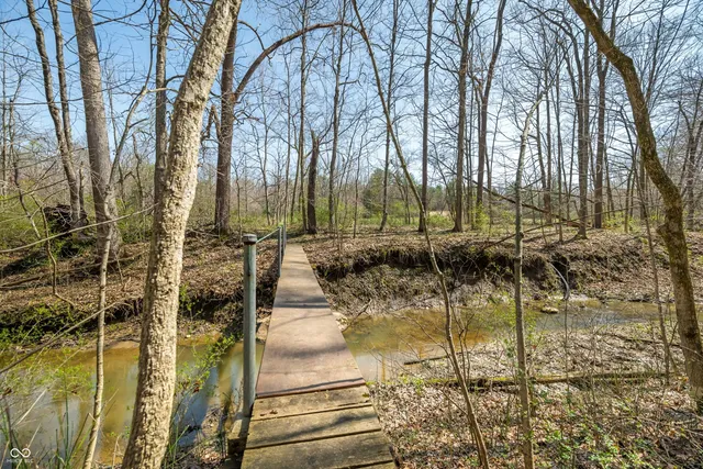 $1,140,000 | 1828 West 750th South, Trafalgar, IN 46181