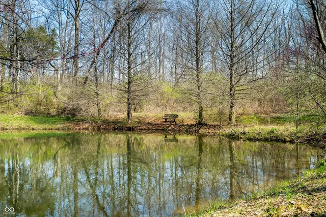 $1,140,000 | 1828 West 750th South, Trafalgar, IN 46181