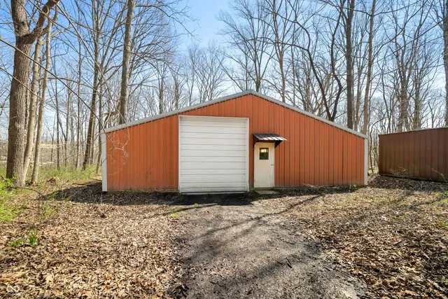 $1,140,000 | 1828 West 750th South, Trafalgar, IN 46181