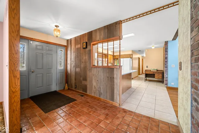 $1,140,000 | 1828 West 750th South, Trafalgar, IN 46181