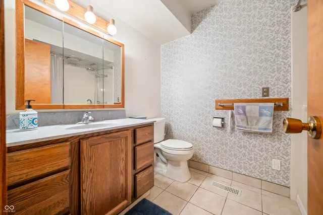 $1,140,000 | 1828 West 750th South, Trafalgar, IN 46181