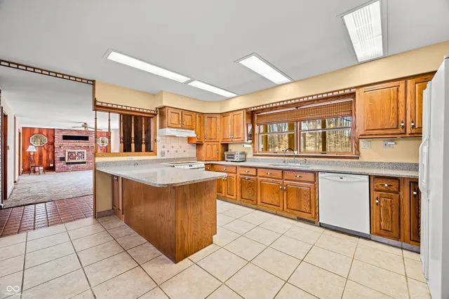 $1,140,000 | 1828 West 750th South, Trafalgar, IN 46181