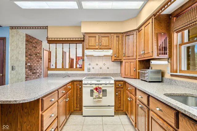 $1,140,000 | 1828 West 750th South, Trafalgar, IN 46181