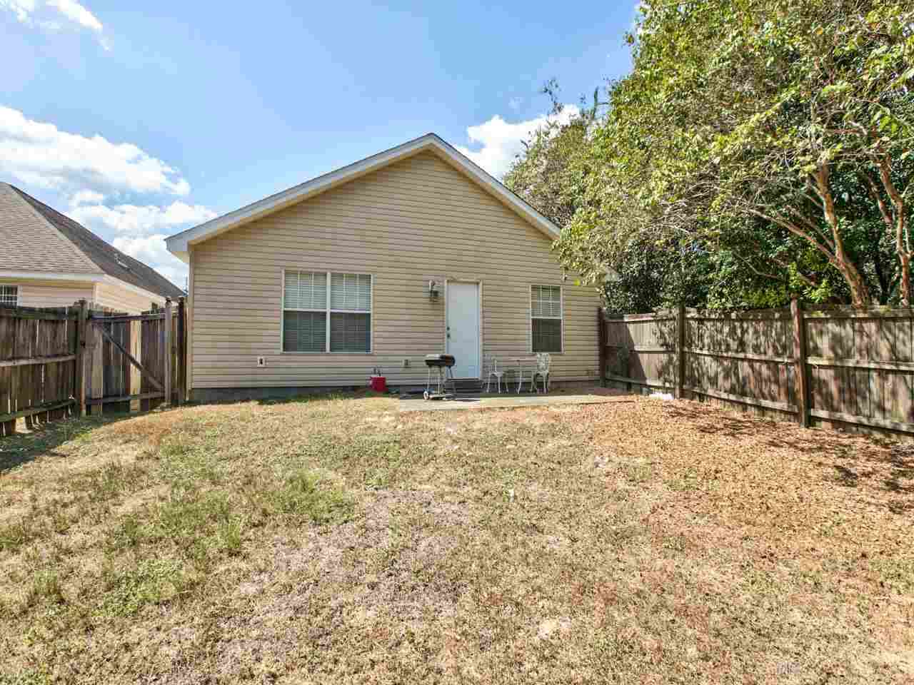 4149 Ridge Haven Road Tallahassee, FL 32305 - Photo 4 of 32