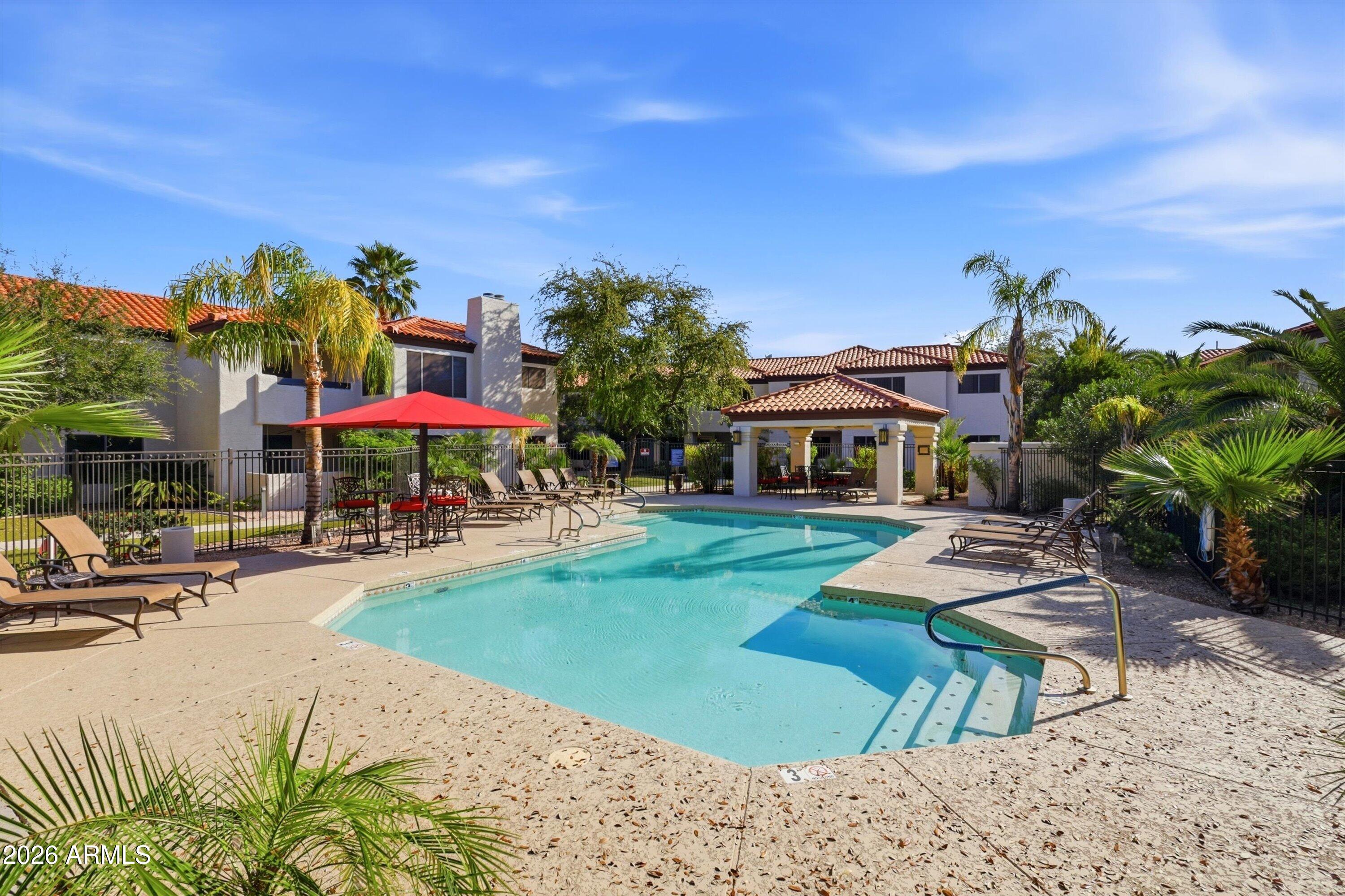 9990 North Scottsdale Road, Unit 2029 Paradise Valley, AZ 85253 - Photo 27 of 27 Outdoor Pool