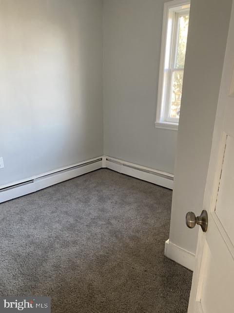640 Manor Road Beverly, NJ 08010 - Photo 13 of 22 an empty room with windows