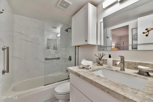 $4,495 | 5213 North 24th Street, Unit 103, Phoenix, AZ 85016