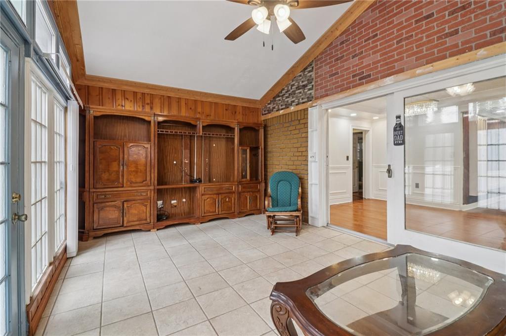 716 Carolina Roads Southwest Marietta, GA 30008 - Photo 12 of 48