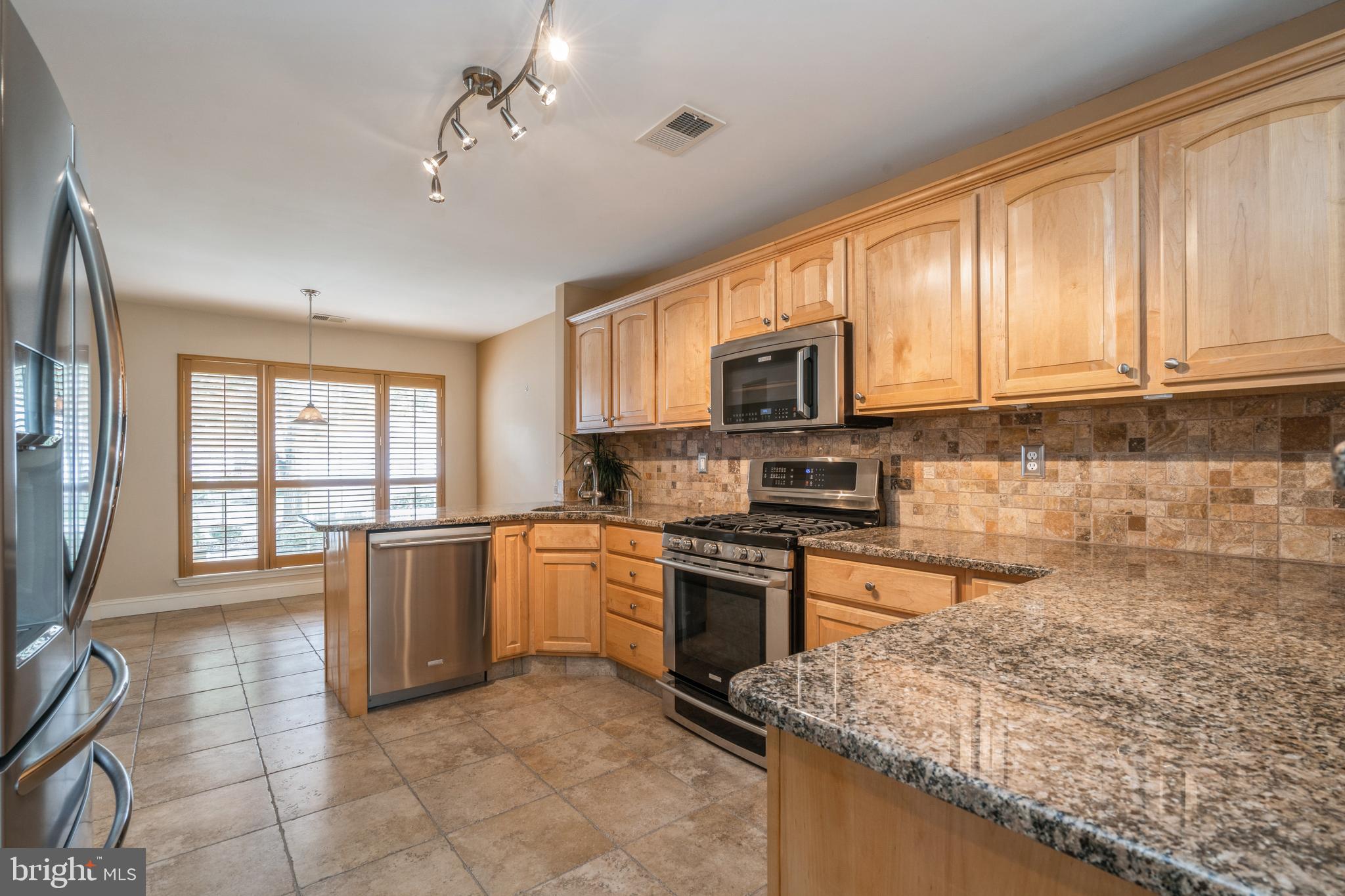 273 Colt Street Pennington, NJ 08534 - Photo 13 of 47