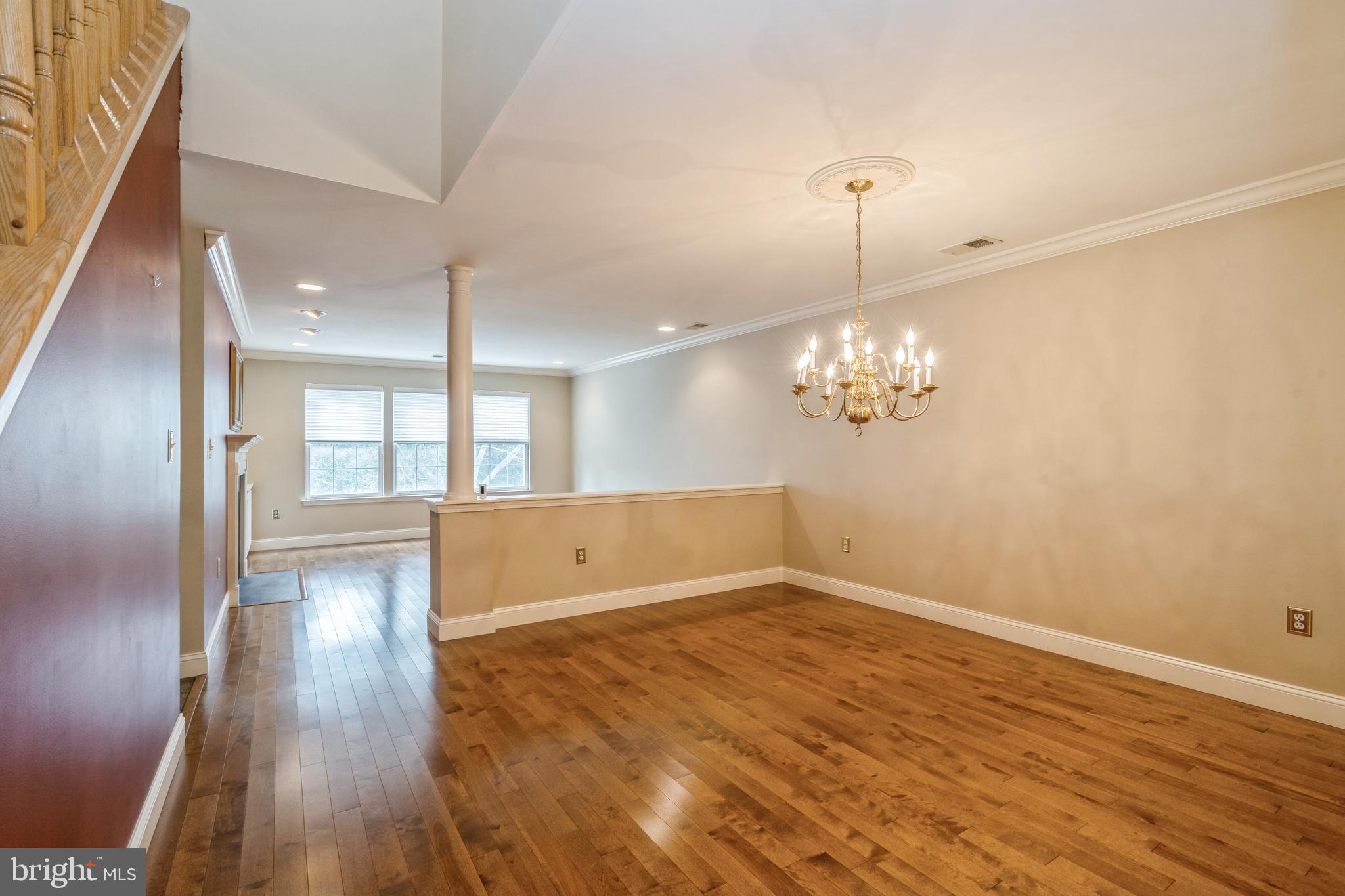 273 Colt Street Pennington, NJ 08534 - Photo 4 of 47