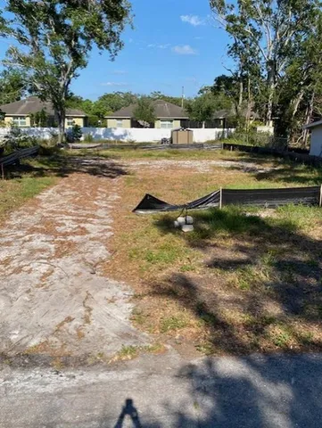 a view of a lake with houses