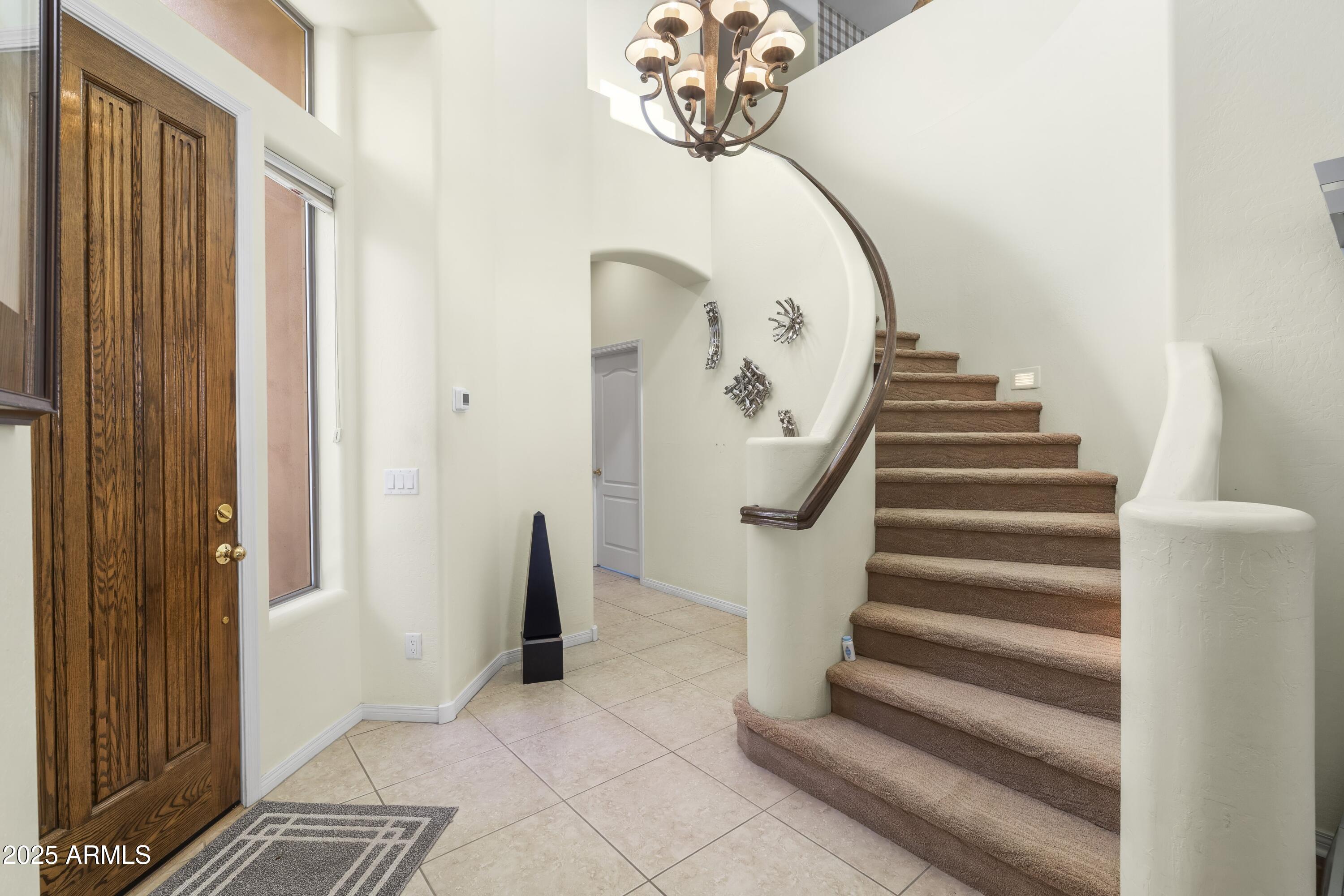 7267 East Vaquero Drive Scottsdale, AZ 85253 - Photo 6 of 37 a view of entryway