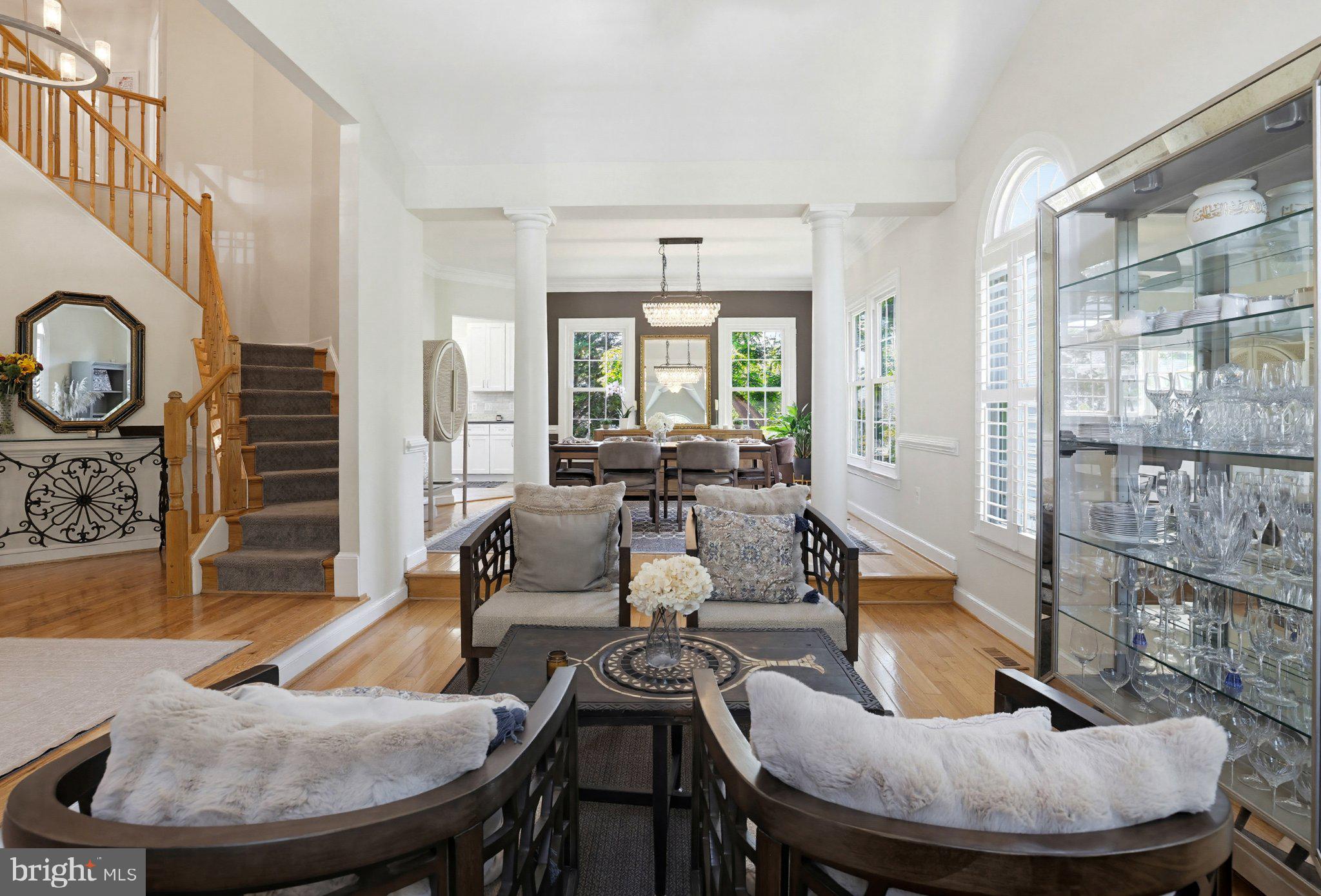 6732 Churchill Road McLean, VA 22101 - Photo 7 of 61 Elegant open space with natural light.