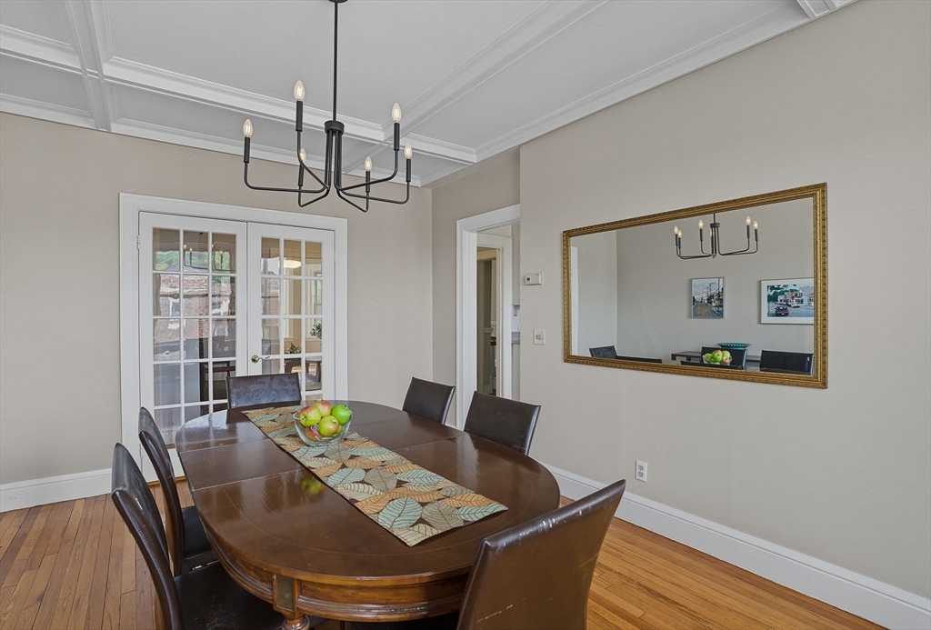 61 Thatcher Street, Unit 6 Brookline, MA 02446 - Photo 13 of 24