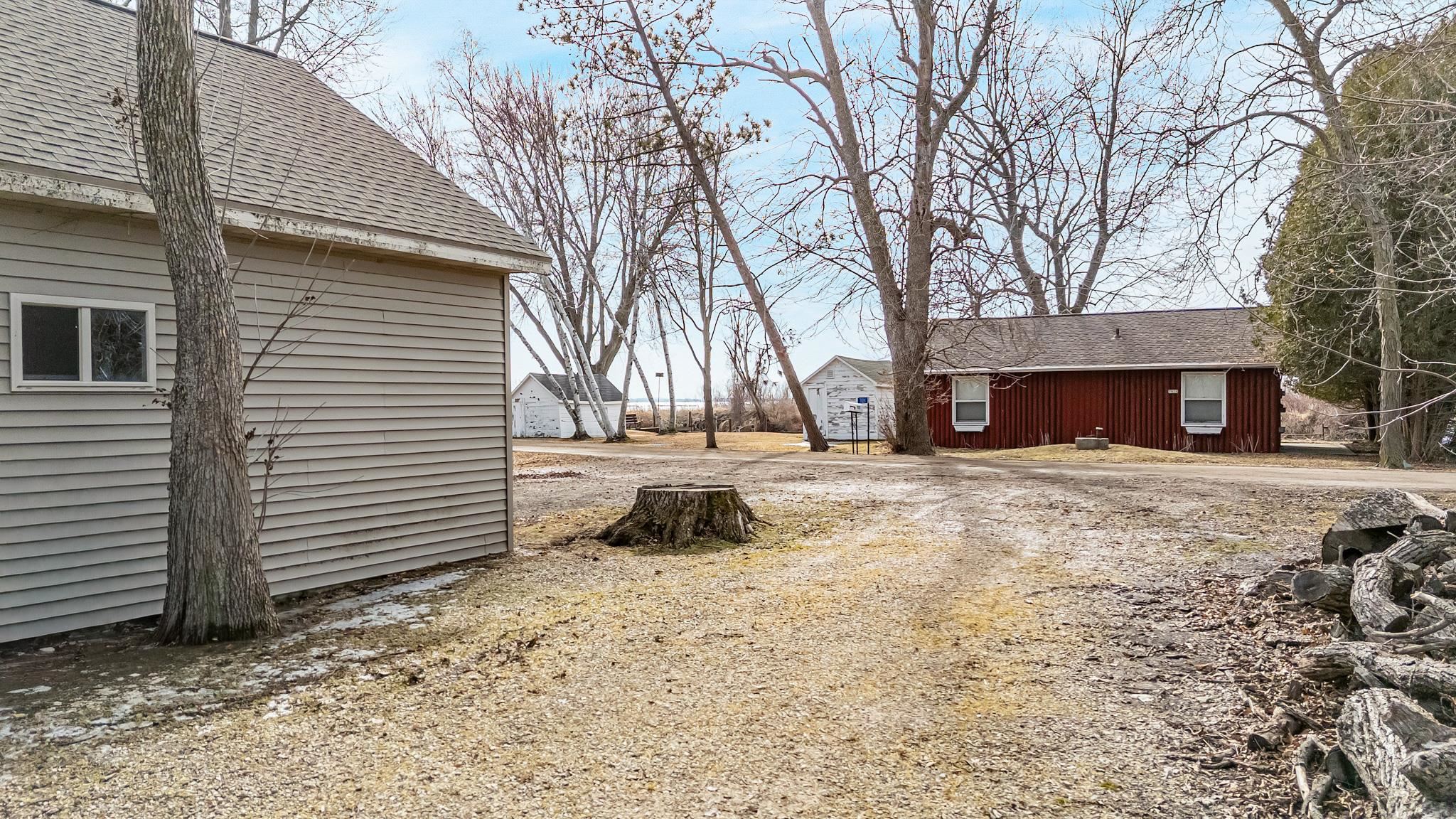 7829 Cut Off Lane Larsen, WI 54947 - Photo 18 of 38