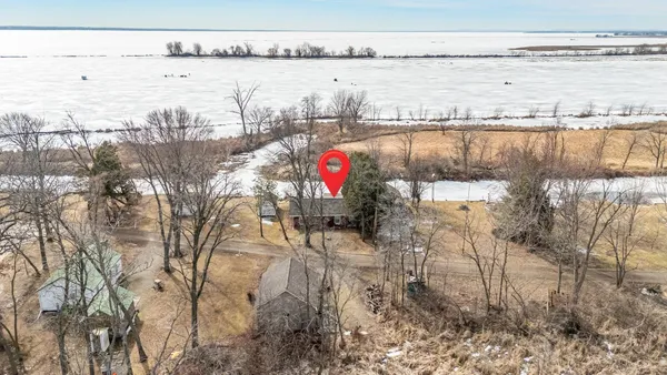 $298,000 | 7829 Cut Off Lane, Larsen, WI 54947