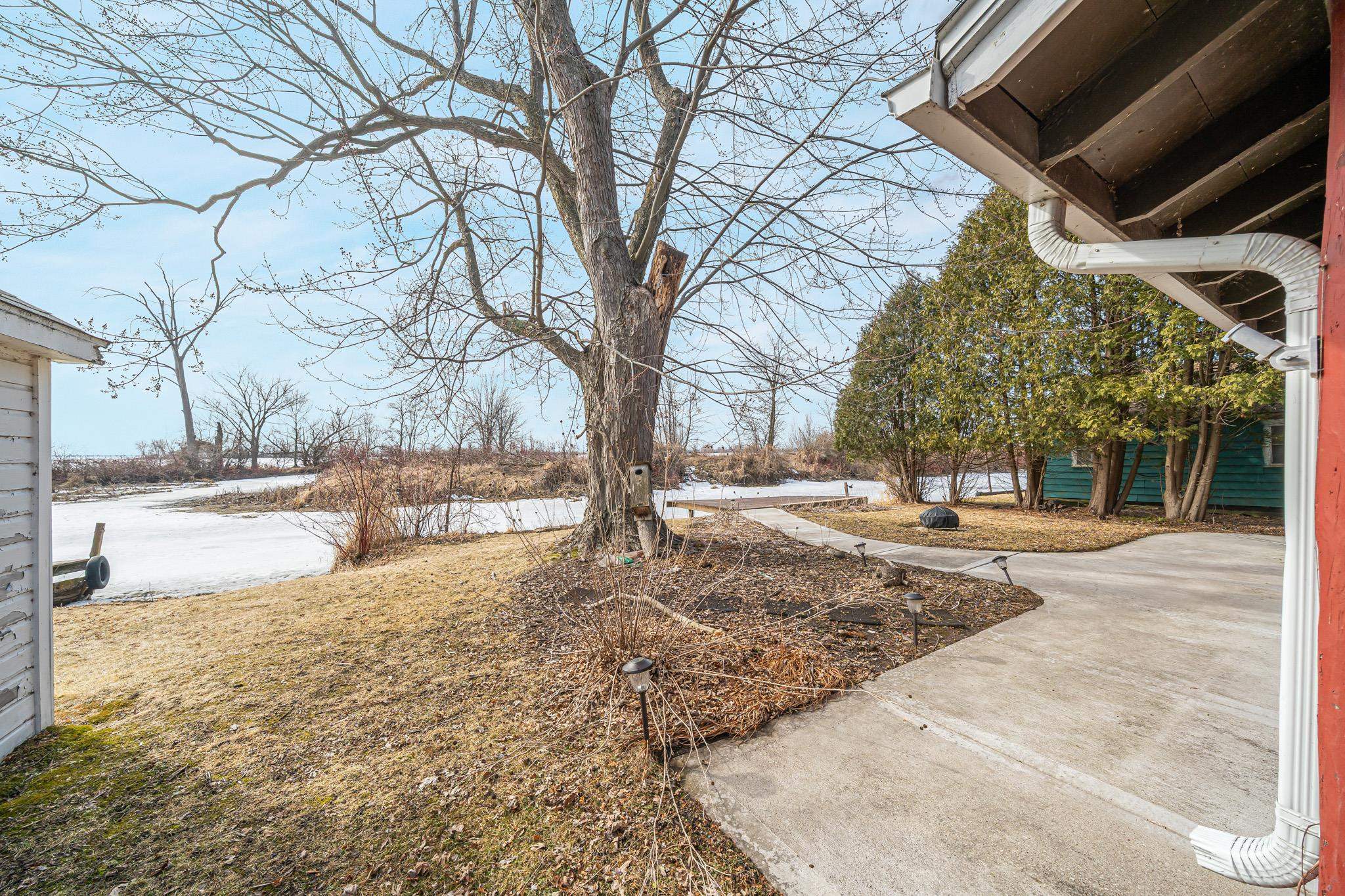 7829 Cut Off Lane Larsen, WI 54947 - Photo 23 of 38