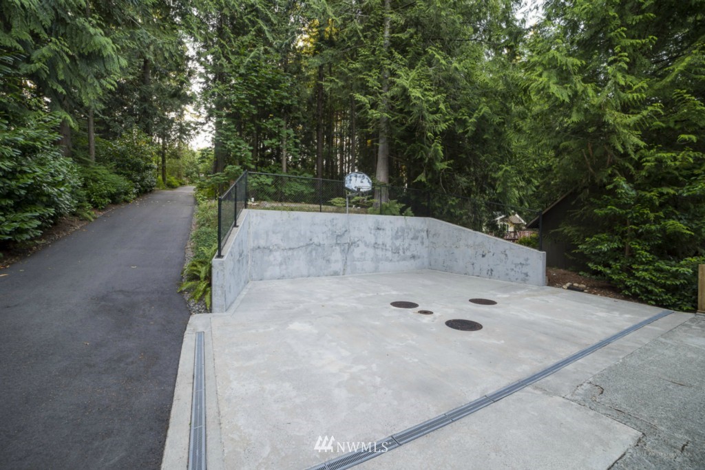 813 Southwest Lake Roesiger Road Snohomish, WA 98290 - Photo 22 of 24