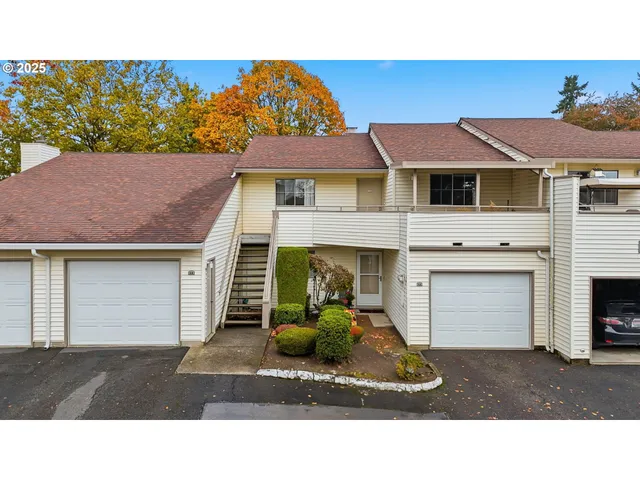 $255,000 | 522 Southeast 157th Avenue, Unit 14, Vancouver, WA 98684