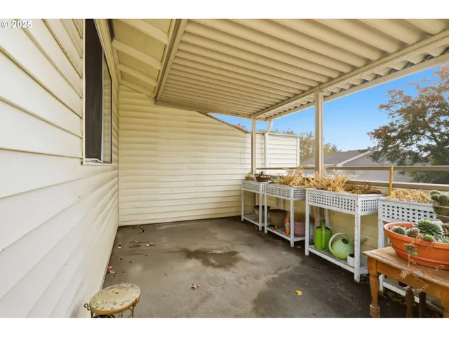 $255,000 | 522 Southeast 157th Avenue, Unit 14, Vancouver, WA 98684