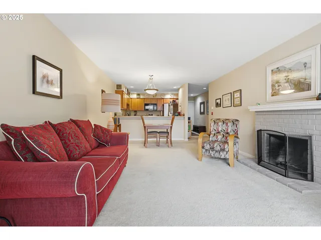 $255,000 | 522 Southeast 157th Avenue, Unit 14, Vancouver, WA 98684