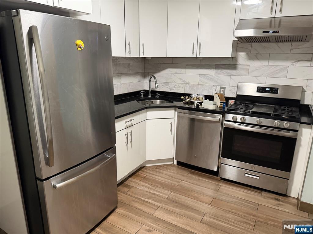 26 River Edge Road River Edge, NJ 07661 - Photo 2 of 6