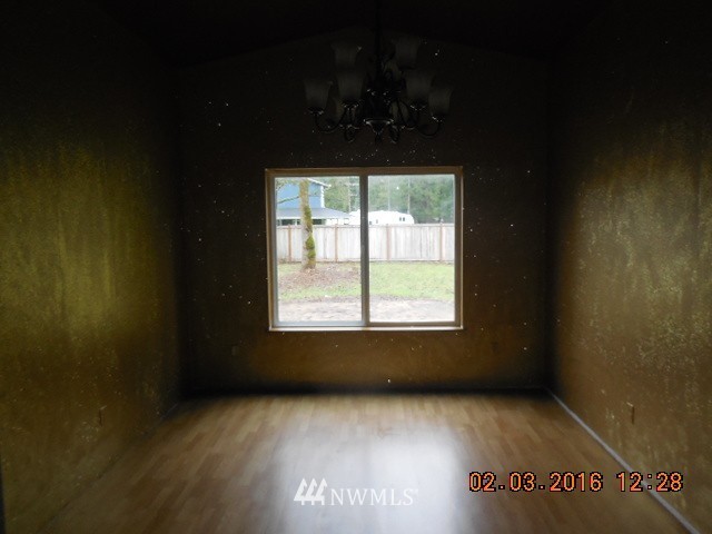 12545 170th Avenue Southwest Rochester, WA 98579 - Photo 5 of 17