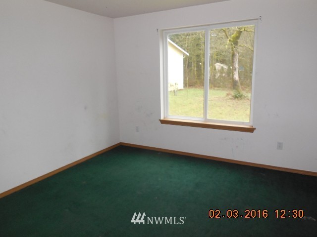 12545 170th Avenue Southwest Rochester, WA 98579 - Photo 9 of 17