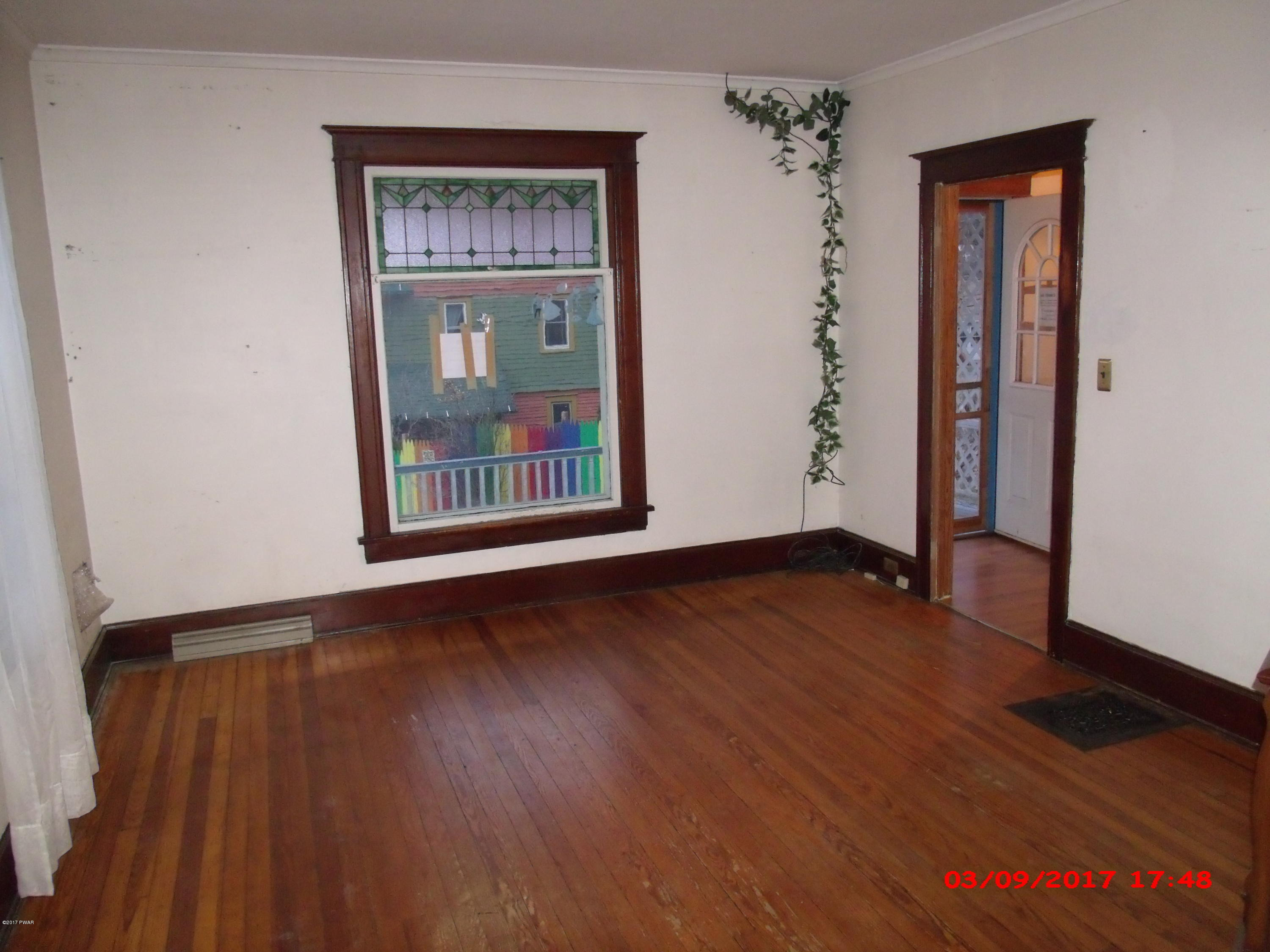 214 Ridge Street Honesdale, PA 18431 - Photo 3 of 14