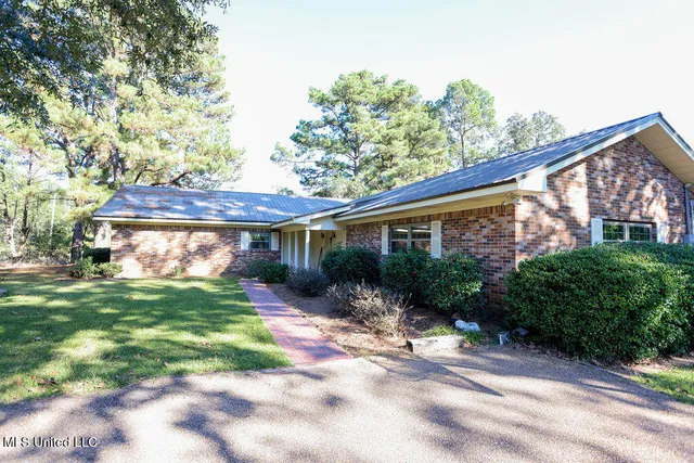 $360,000 | 1153 Owens Road, Terry, MS 39170