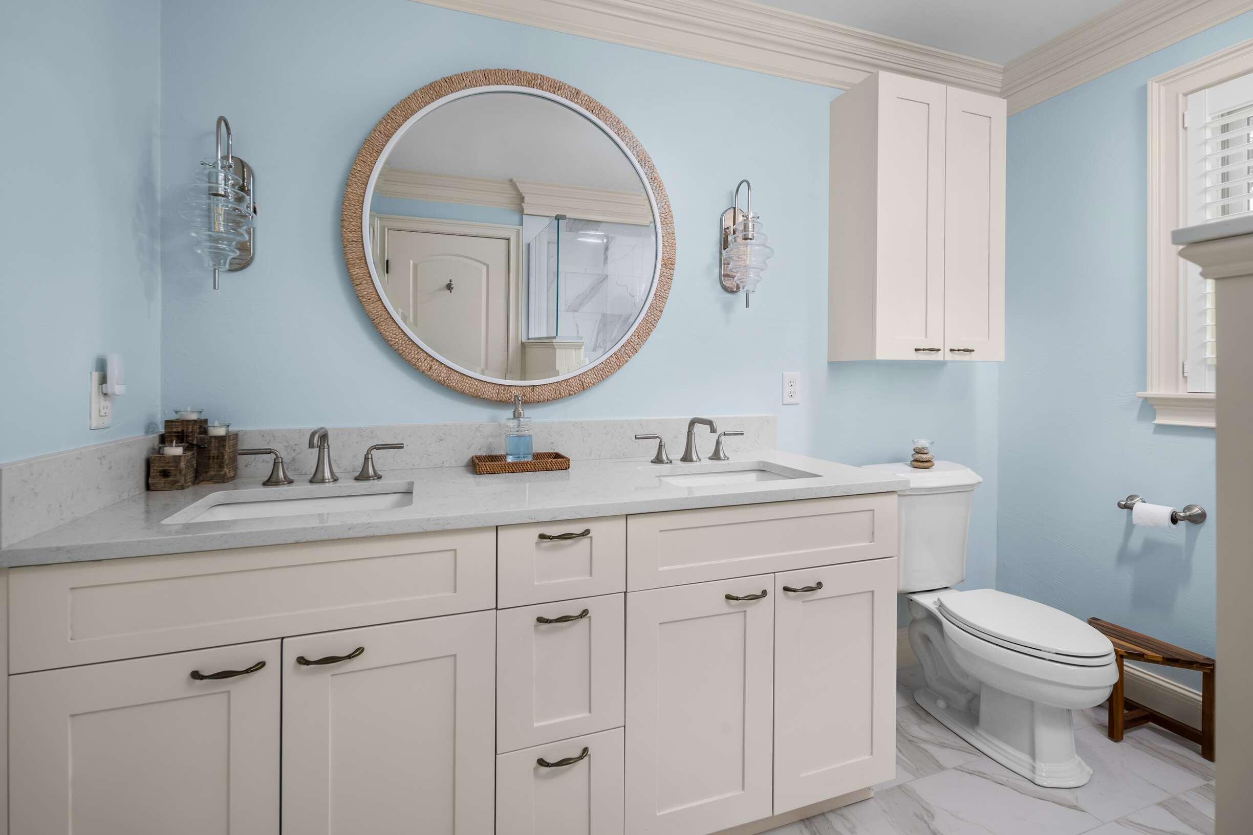 152 York Street York, ME 03909 - Photo 21 of 42 Primary Bathroom