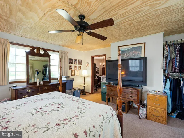 $299,999 | 19 Roosevelt Avenue, Dover, DE 19901