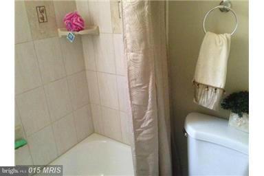 5211 Addison Road Capitol Heights, MD 20743 - Photo 8 of 11 Bath (Master)