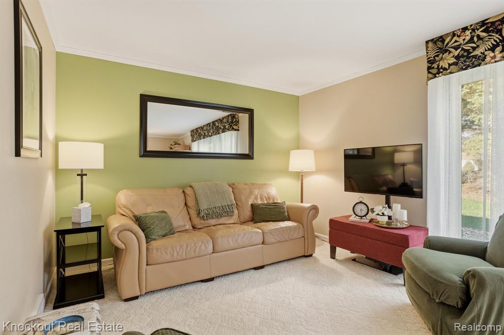 239 Churchgrove Road Frankenmuth, MI 48734 - Photo 9 of 45
