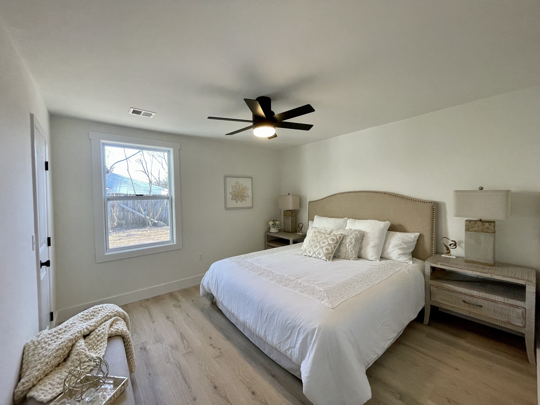 1056 Cheyenne Boulevard Madison, TN 37115 - Photo 8 of 11 a bedroom with bed and window