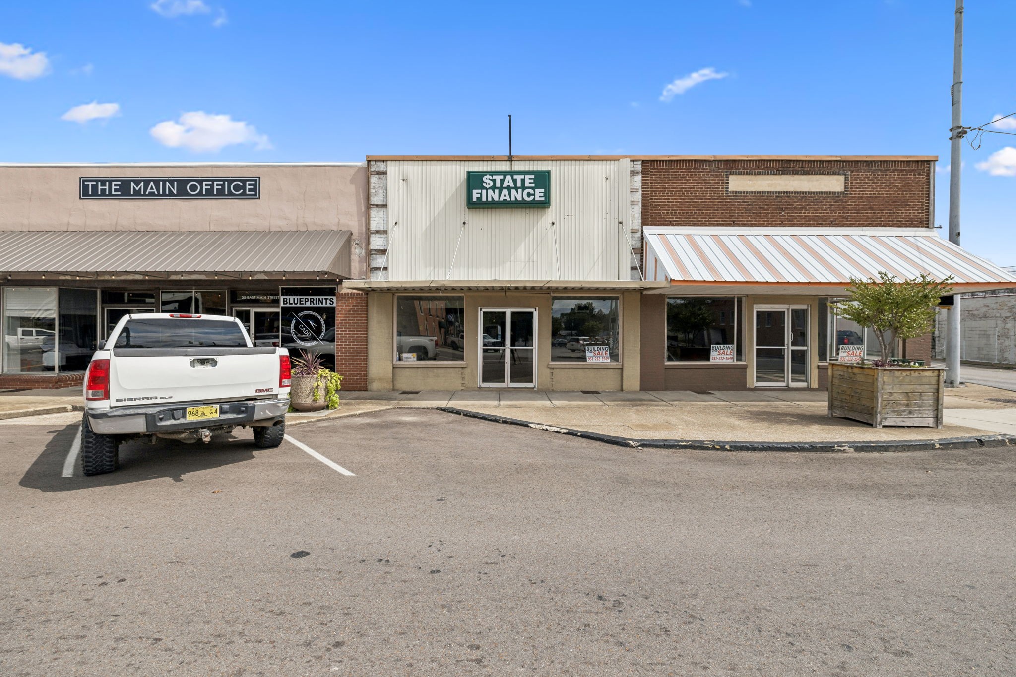39 East Main Street Hohenwald, TN 38462 - Photo 2 of 32