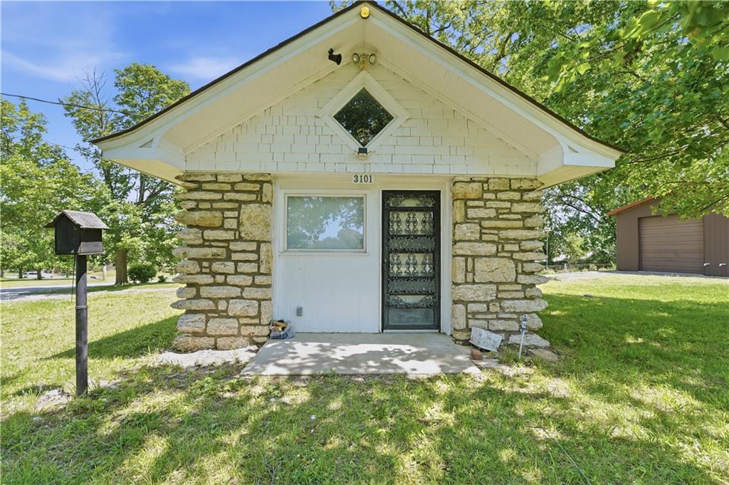 3101 Blue Ridge Boulevard Independence, MO 64052 - Photo 5 of 10