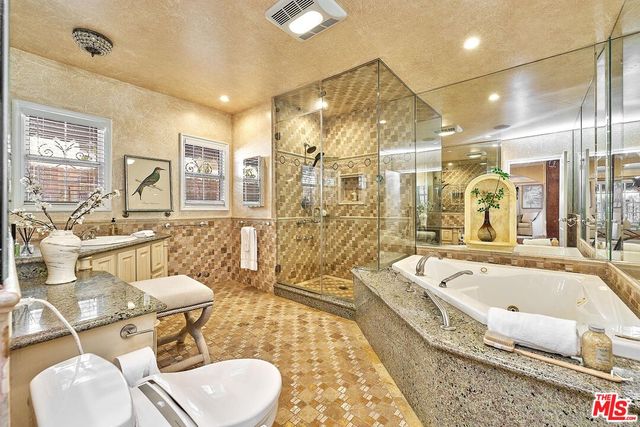 $2,250,000 | 424 North Arden Boulevard, Los Angeles, CA 90004