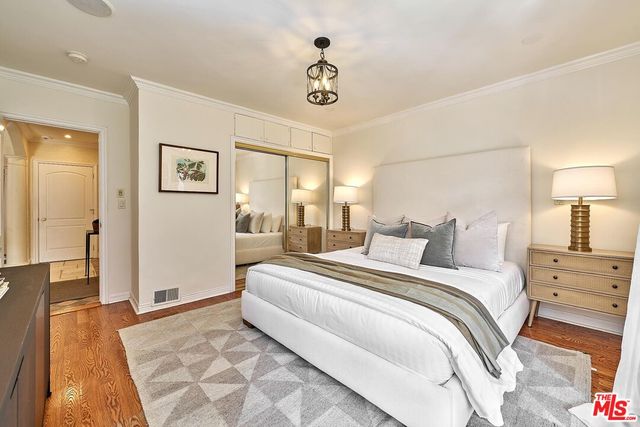 $2,250,000 | 424 North Arden Boulevard, Los Angeles, CA 90004