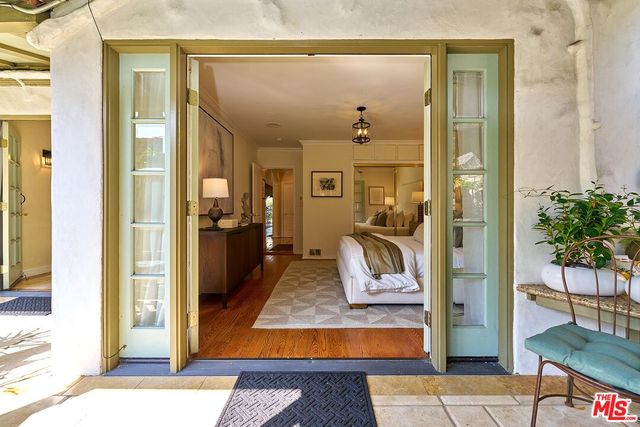 $2,250,000 | 424 North Arden Boulevard, Los Angeles, CA 90004