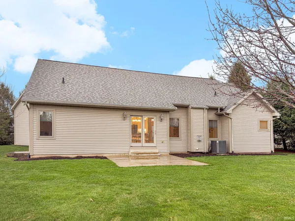 $463,000 | 5003 Stern Line Court, South Bend, IN 46628