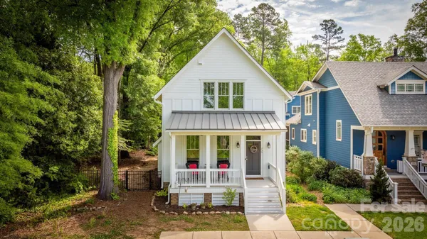 $875,000 | 735 Emma Claire Lane, Davidson, NC 28036